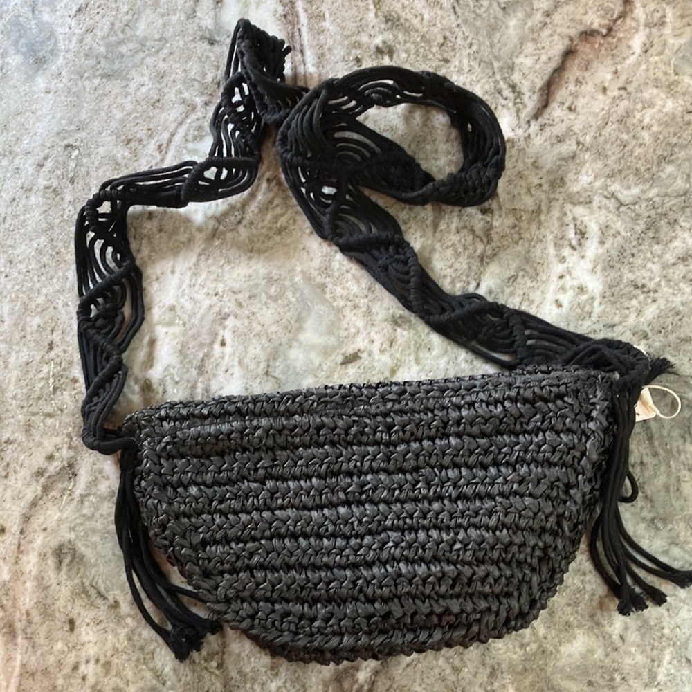 Raffia Macrame Shoulder Strap Crossbody Bag Black NWT - Picture 3 of 7